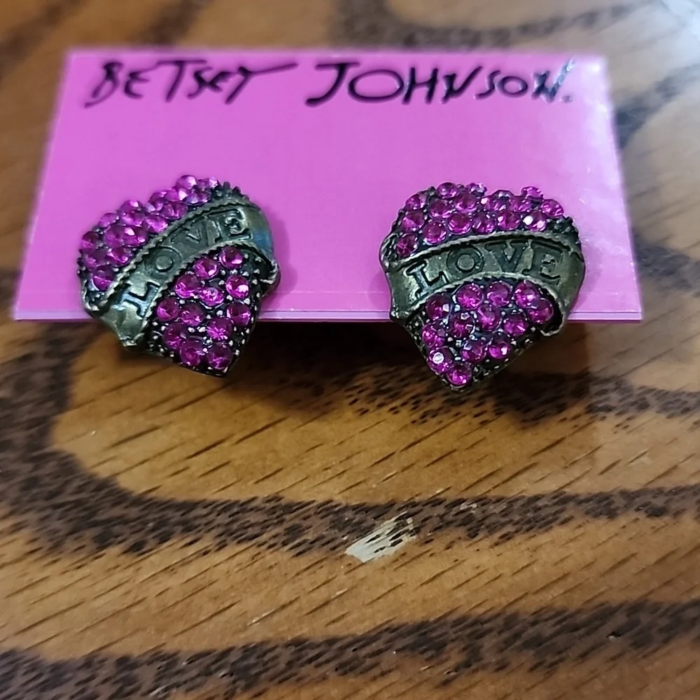 Betsey Johnson Pink Gemstone Heart Earrings - Picture 4 of 6